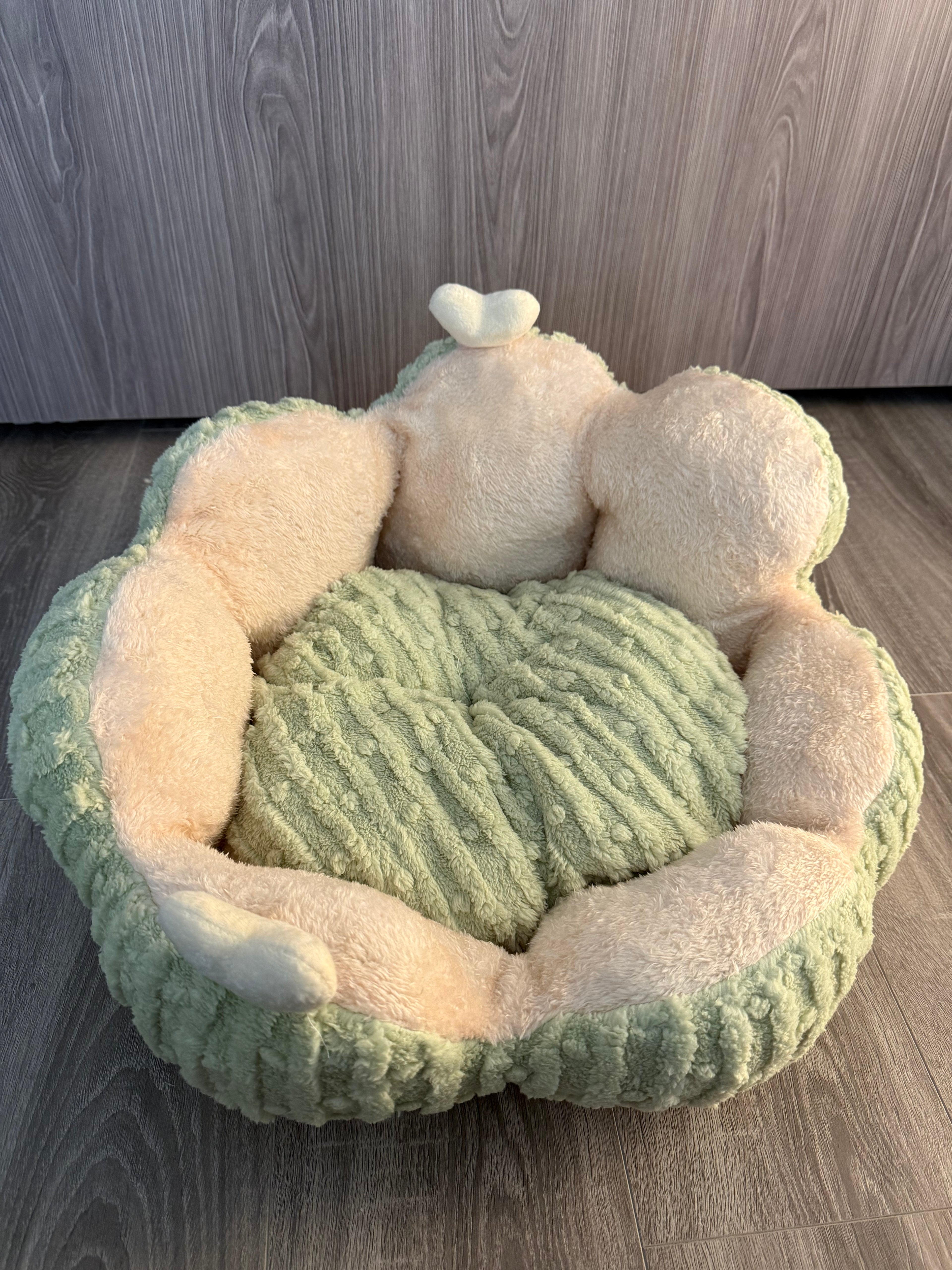 Cactus Cat Bed with Double-Sided Removable Cushion